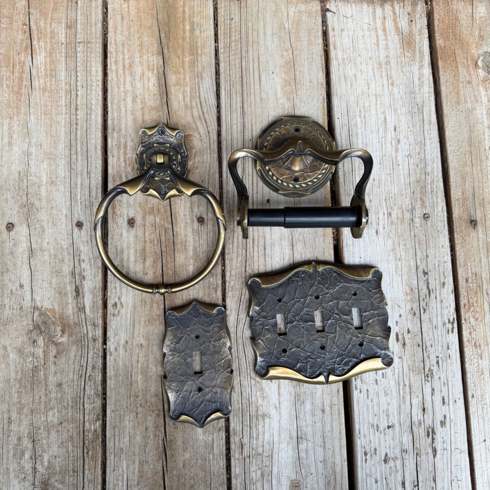 Vtg Amerock Carriage House Bath Hardware Set 1972 Brass Towel Ring Switch Plate‎